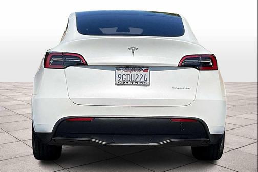 2023 Tesla Model Y AWD