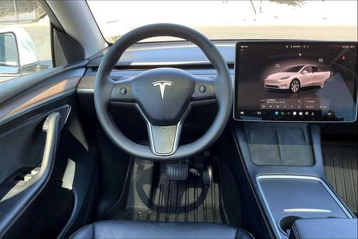 2023 Tesla Model Y AWD