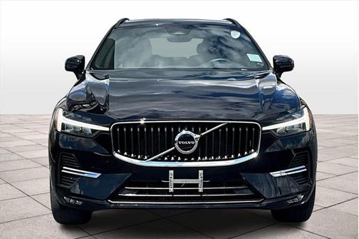 2022 Volvo XC60 Momentum