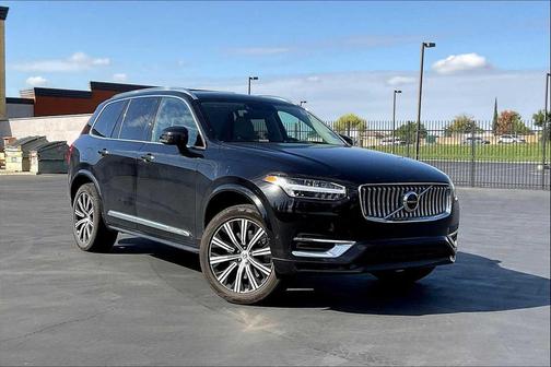 2022 Volvo XC90 Recharge Plug-In Hybrid T8 Inscription 7 Passenger