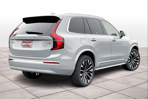 2026 Volvo XC90 B5 Plus 7-Seater
