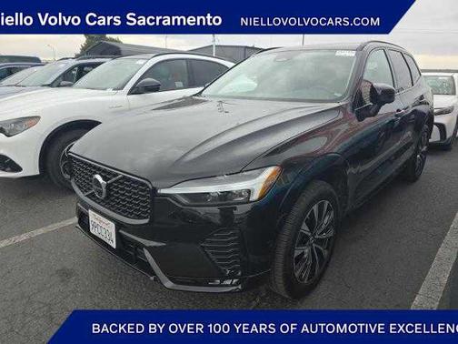 2025 Volvo XC60 B5 Plus