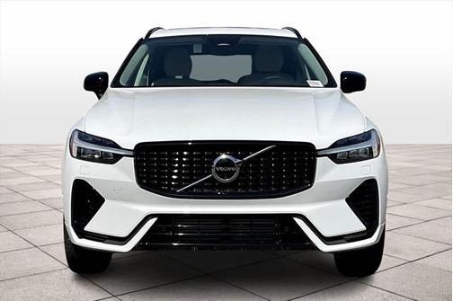 2025 Volvo XC60 Plug-In Hybrid T8 Plus