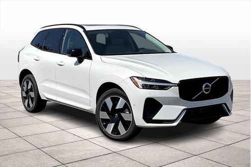 2025 Volvo XC60 Plug-In Hybrid T8 Plus