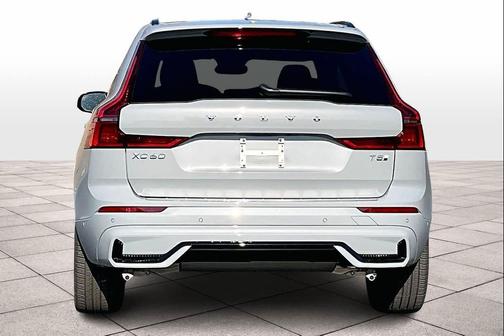 2026 Volvo XC60 Plug-In Hybrid Ultra, T8 AWD Electric/Gasoline, Dark