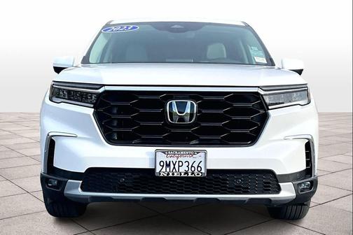 2023 Honda Pilot AWD EX-L 8 Passenger