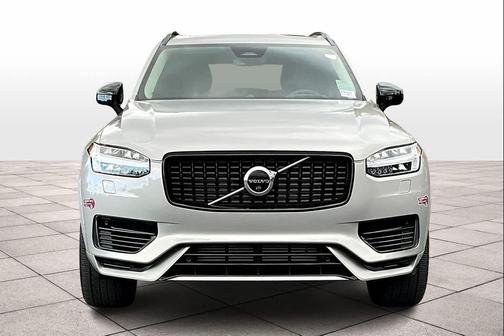 2023 Volvo XC90 Recharge Plug-In Hybrid T8 Ultimate Dark Theme 7-Seater