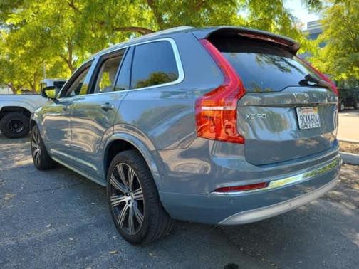2022 Volvo XC90 T6 Inscription