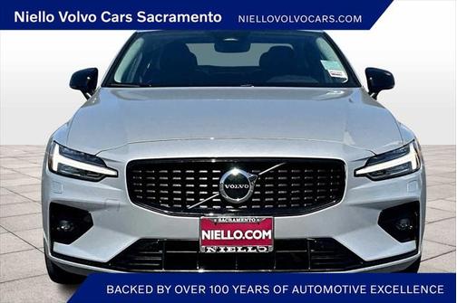 2025 Volvo S60 B5 Core