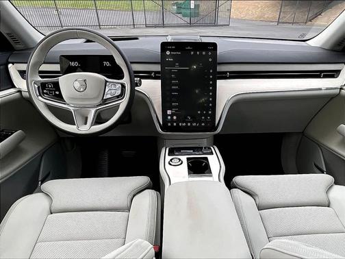 2025 Volvo EX90 Twin Motor Performance Ultra