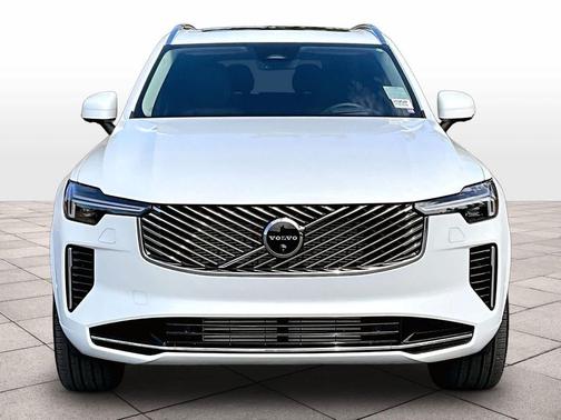 Crystal White Pearl 2025 Volvo XC90 Plug-In Hybrid T8 Ultra 7-Seater