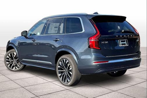 2026 Volvo XC90 Plug-In Hybrid T8 Ultra 7-Seater