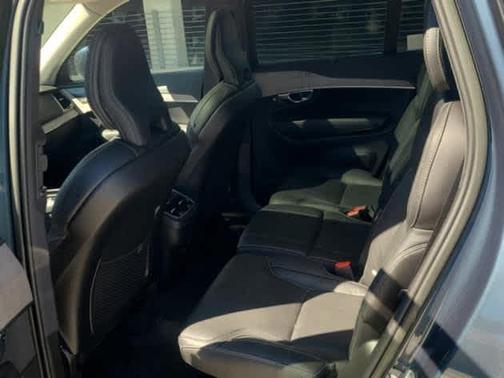 2023 Volvo XC90 B6 Ultimate 7-Seater