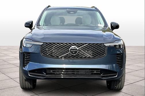 2026 Volvo XC90 B6 Ultra Dark Theme 7-Seater