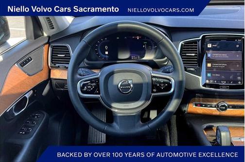 2023 Volvo XC90 Recharge Plug-In Hybrid T8 Plus Dark Theme 7-Seater