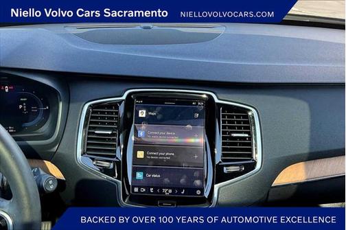 2023 Volvo XC90 Recharge Plug-In Hybrid T8 Plus Dark Theme 7-Seater