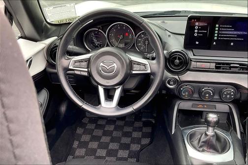 2016 Mazda MX-5 Miata Club