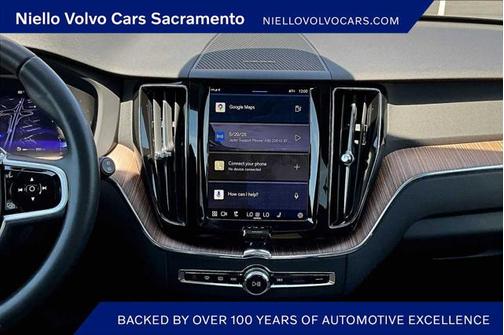 2022 Volvo XC60 Momentum