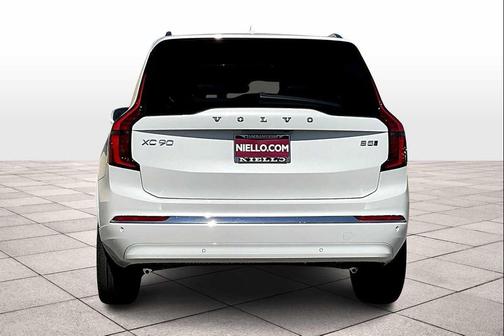 2026 Volvo XC90 B5 Plus 7-Seater