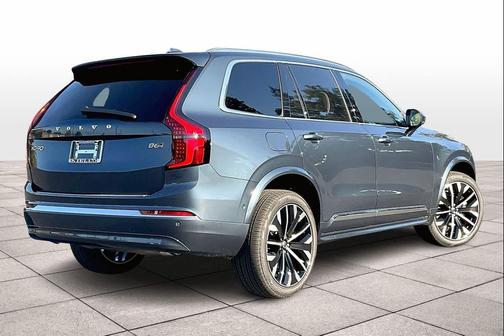 2026 Volvo XC90 B6 Plus 7-Seater