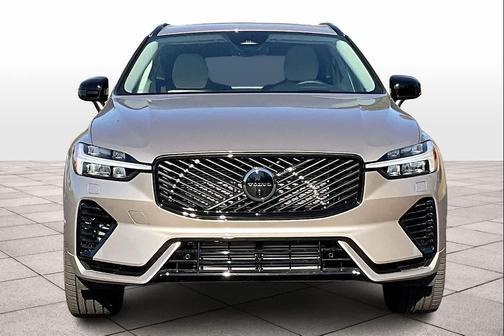 2026 Volvo XC60 Plug-In Hybrid T8 Ultra