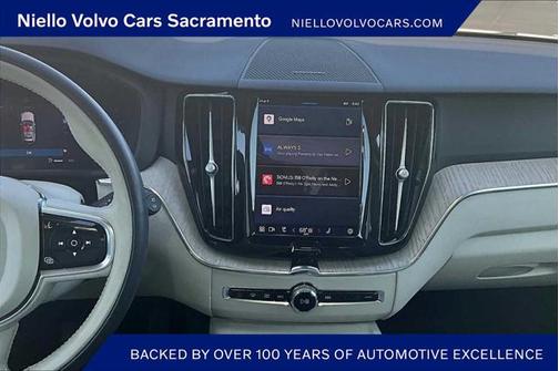 2023 Volvo XC60 B5 Plus Dark Theme