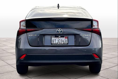 2021 Toyota Prius L