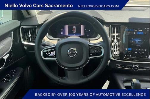 2024 Volvo S90 B6 Plus