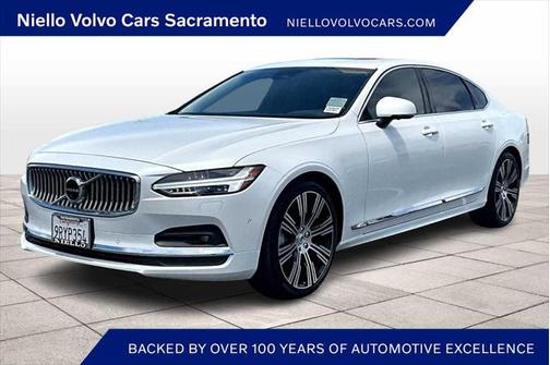 2024 Volvo S90 B6 Plus
