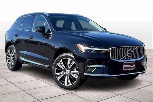 2023 Volvo XC60 Recharge Plug-In Hybrid T8 Plus Bright Theme