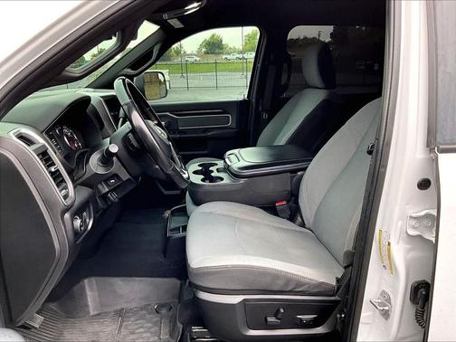 Bright White Clearcoat 2021 RAM 2500 Big Horn Crew Cab 4x4 6'4' Box