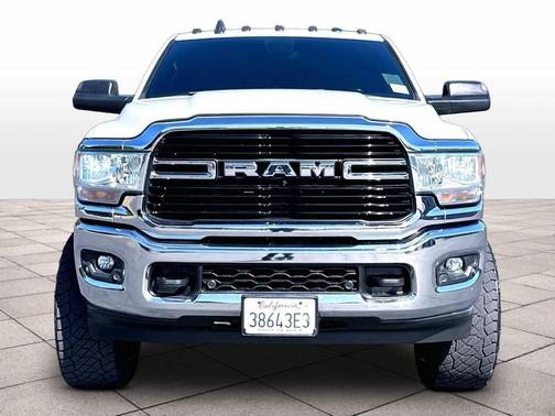 Bright White Clearcoat 2021 RAM 2500 Big Horn Crew Cab 4x4 6'4' Box