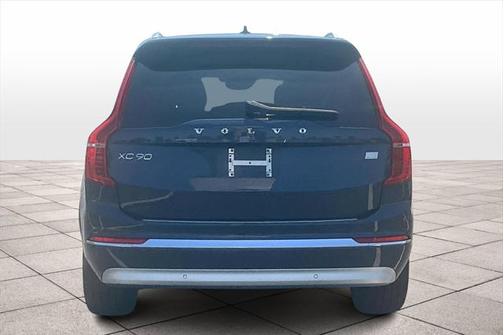 2022 Volvo XC90 Recharge Plug-In Hybrid T8 Inscription Expression 6 Passenger