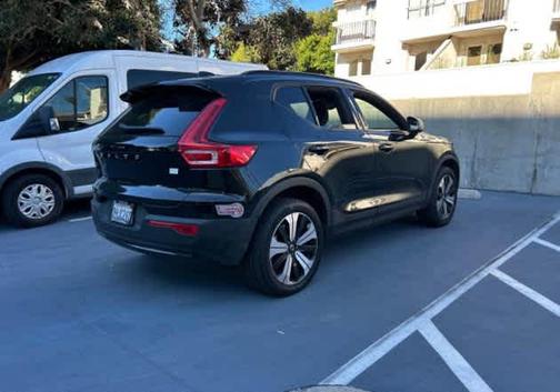 2023 Volvo XC40 Recharge Pure Electric Twin Plus