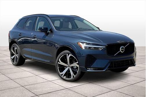 2025 Volvo XC60 B5 Ultra