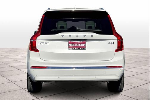 2024 Volvo XC90 B6 Plus Bright Theme 7-Seater