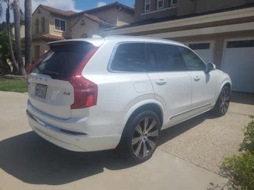 2024 Volvo XC90 B6 Plus Bright Theme 7-Seater