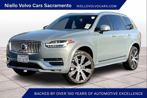 2022 Volvo XC90 T6 Inscription
