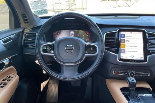 2022 Volvo XC90 T6 Inscription