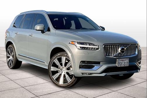 2022 Volvo XC90 T6 Inscription