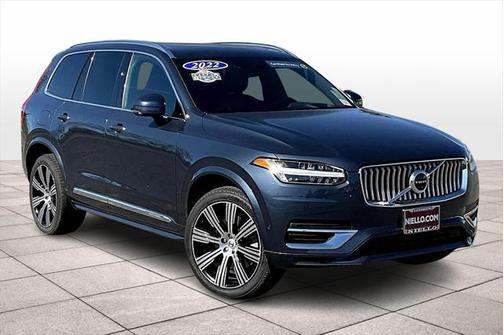 2022 Volvo XC90 Recharge Plug-In Hybrid T8 Inscription 7 Passenger