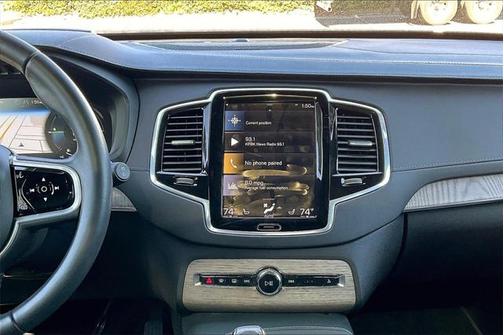 2022 Volvo XC90 Recharge Plug-In Hybrid T8 Inscription 7 Passenger