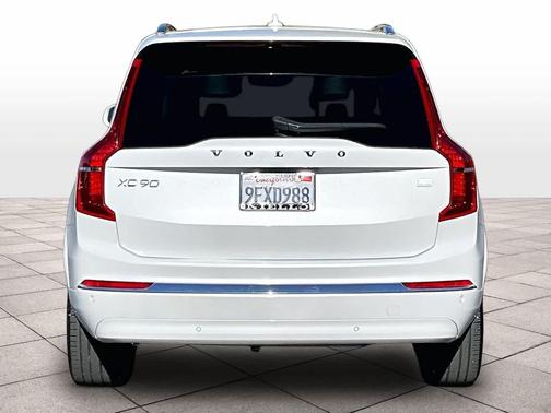 2023 Volvo XC90 Recharge Plug-In Hybrid T8 Plus 6-Seater