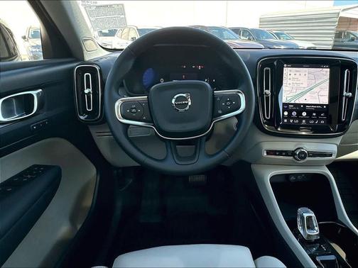 Crystal White 2026 Volvo XC40 Plus, B5 AWD Gas (mild hybrid), Dark