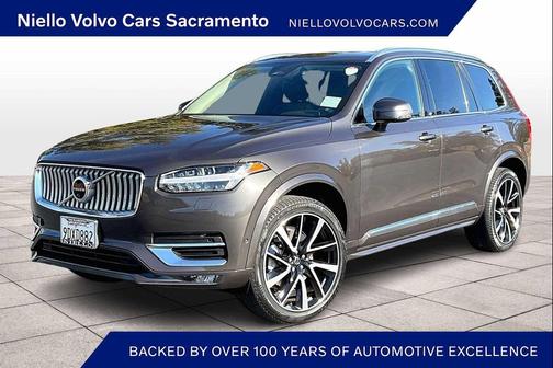 2023 Volvo XC90 B6 Plus 7-Seater
