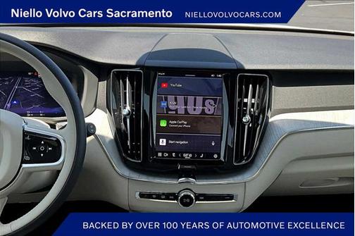 2025 Volvo XC60 Plug-In Hybrid T8 Plus