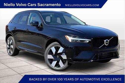 2025 Volvo XC60 Plug-In Hybrid T8 Plus