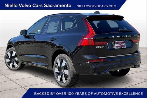 2025 Volvo XC60 Plug-In Hybrid T8 Plus