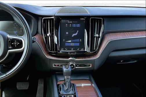 2020 Volvo XC60 T5 Inscription