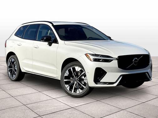2026 Volvo XC60 B5 Plus